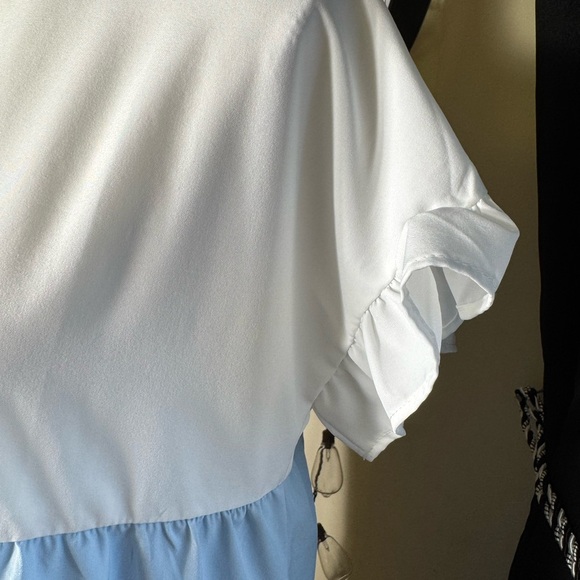 - Blue and White Tiered Babydoll Dress size medium - Picture 4 of 9